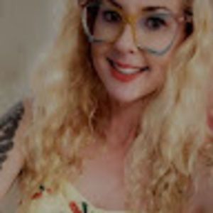 Meet your Posher, Traci